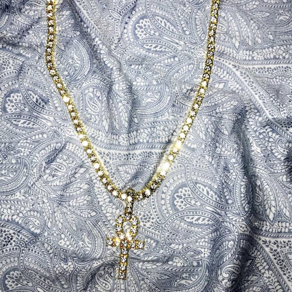24” tennis ball chain with pendant
